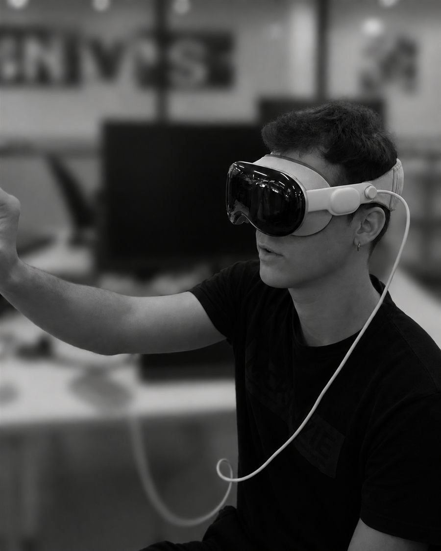 Pau Raurell, technical artist and founder of OneBatch, testing an LBVR build